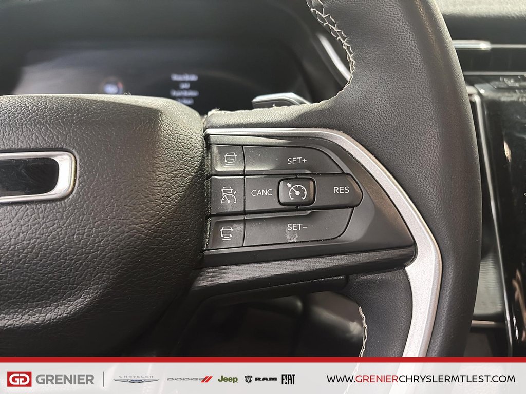2023 Jeep Grand Cherokee L ALTITUDE + 4X4 +V6 3.6L in Pointe-Aux-Trembles, Quebec - 11 - w1024h768px