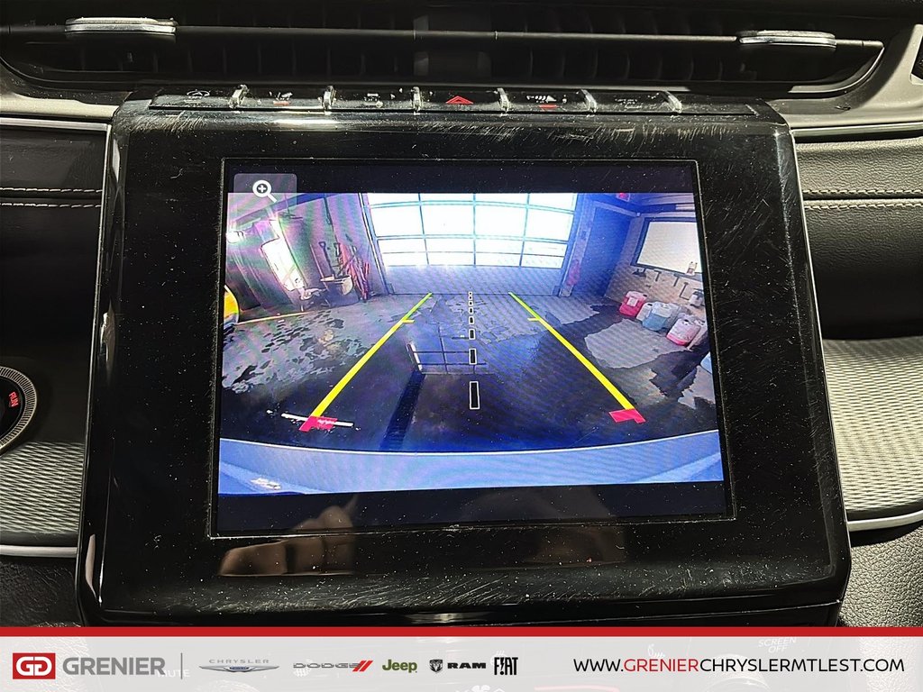 2023 Jeep Grand Cherokee L ALTITUDE + 4X4 +V6 3.6L in Pointe-Aux-Trembles, Quebec - 15 - w1024h768px