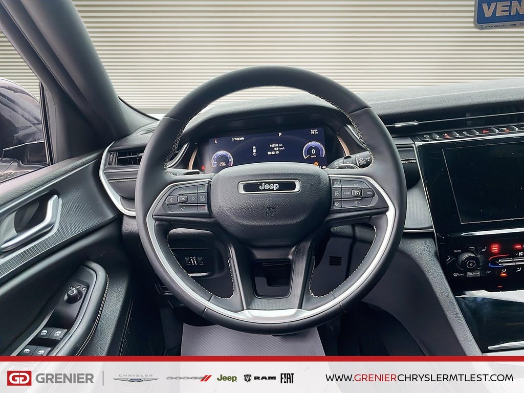 2023 Jeep Grand Cherokee L ALTITUDE + 4X4 +V6 3.6L in Pointe-Aux-Trembles, Quebec - 10 - w1024h768px