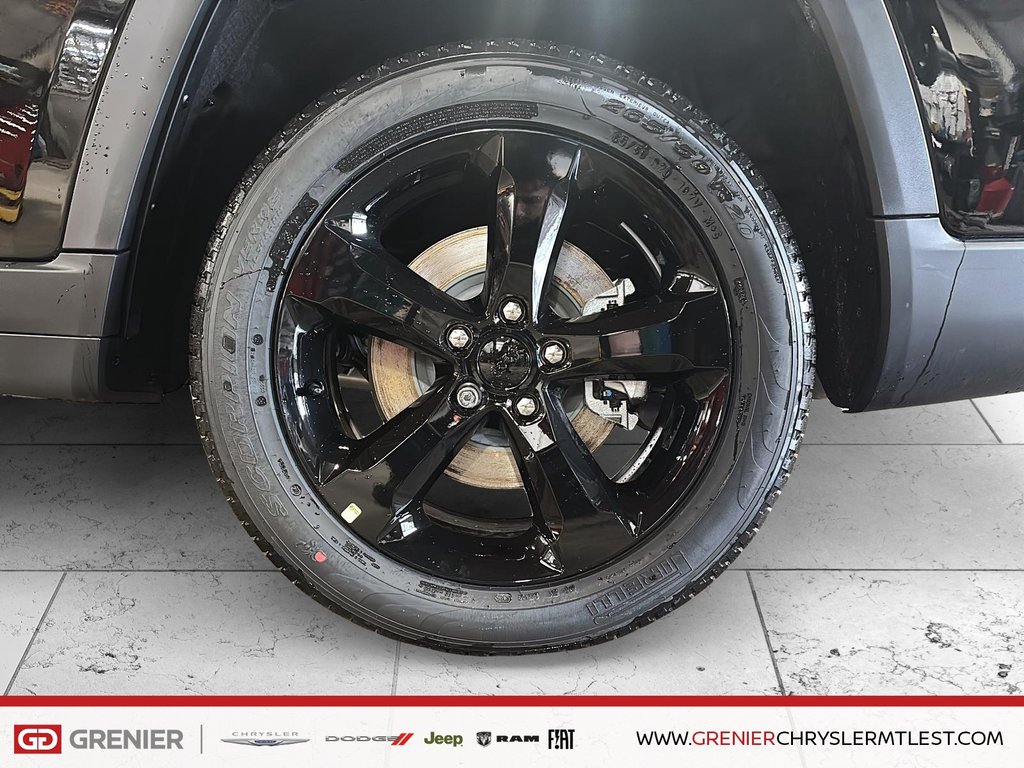 Jeep Grand Cherokee L LIMITED 2026 à Pointe-Aux-Trembles, Québec - 7 - w1024h768px