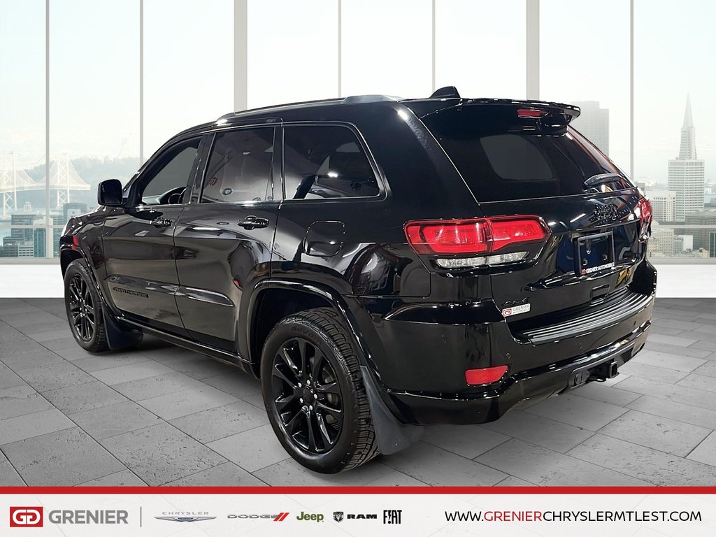 2020 Jeep Grand Cherokee ALTITUDE + 4X4 + TOIT OUVRANT in Pointe-Aux-Trembles, Quebec - 4 - w1024h768px