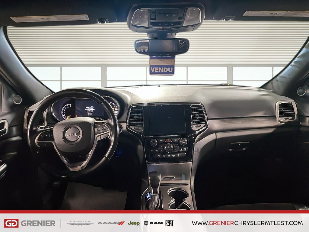 2020 Jeep Grand Cherokee ALTITUDE + 4X4 + TOIT OUVRANT in Pointe-Aux-Trembles, Quebec - 8 - w1024h768px