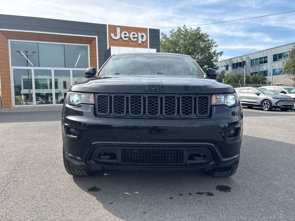 Jeep Grand Cherokee Altitude 2021 à Pointe-Aux-Trembles, Québec - 3 - w1024h768px