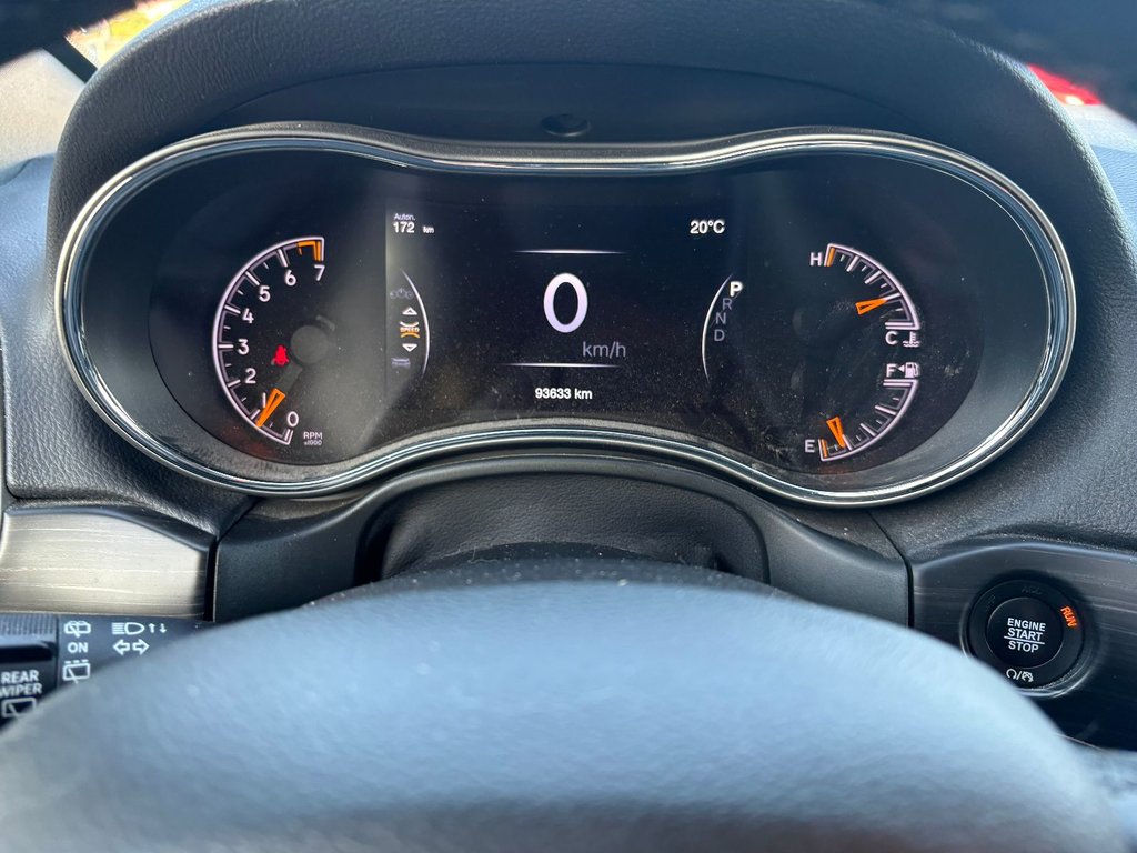 2021 Jeep Grand Cherokee Limited in Pointe-Aux-Trembles, Quebec - 22 - w1024h768px