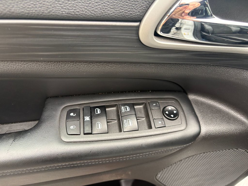 Jeep Grand Cherokee Altitude 2021 à Pointe-Aux-Trembles, Québec - 14 - w1024h768px