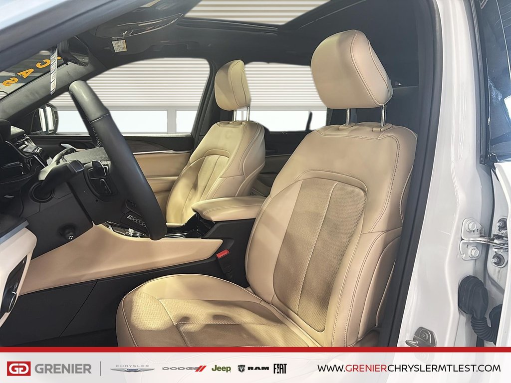 2022 Jeep Grand Cherokee LIMITED 4XE + PHEV + TOIT OUVRANT PANO in Pointe-Aux-Trembles, Quebec - 6 - w1024h768px