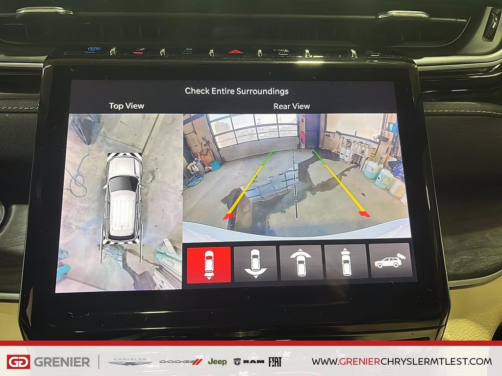 2022 Jeep Grand Cherokee LIMITED 4XE + PHEV + TOIT OUVRANT PANO in Pointe-Aux-Trembles, Quebec - 14 - w1024h768px