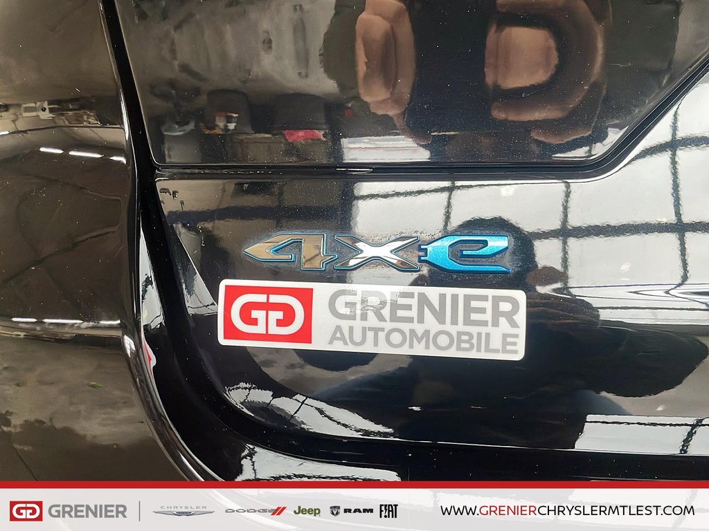 Jeep Grand Cherokee LIMITED 4XE + PHEV + 4X4 + TOIT OUVRANT PANO 2023 à Pointe-Aux-Trembles, Québec - 4 - w1024h768px