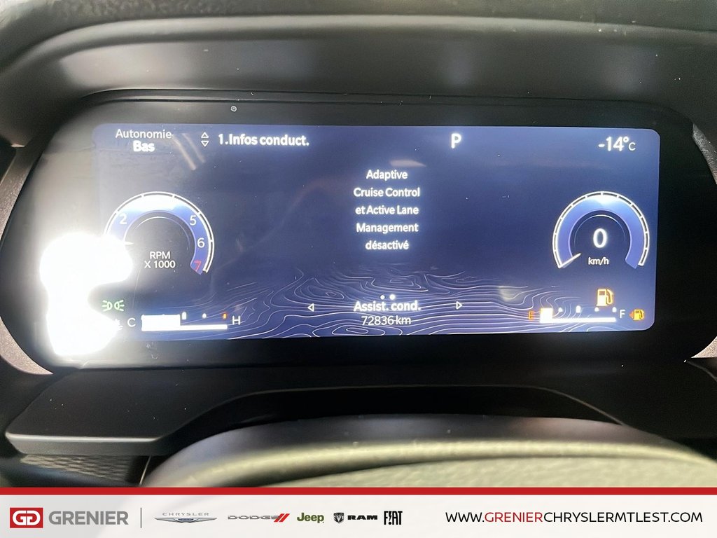 2023 Jeep Grand Cherokee LAREDO + 4X4 + TOIT OUVRANT in Pointe-Aux-Trembles, Quebec - 10 - w1024h768px