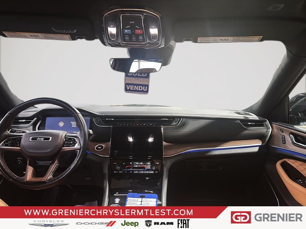 2023 Jeep Grand Cherokee SUMMIT + 4X4 + V6 3.6L + TOIT OUVRANT PANO in Pointe-Aux-Trembles, Quebec - 8 - w1024h768px