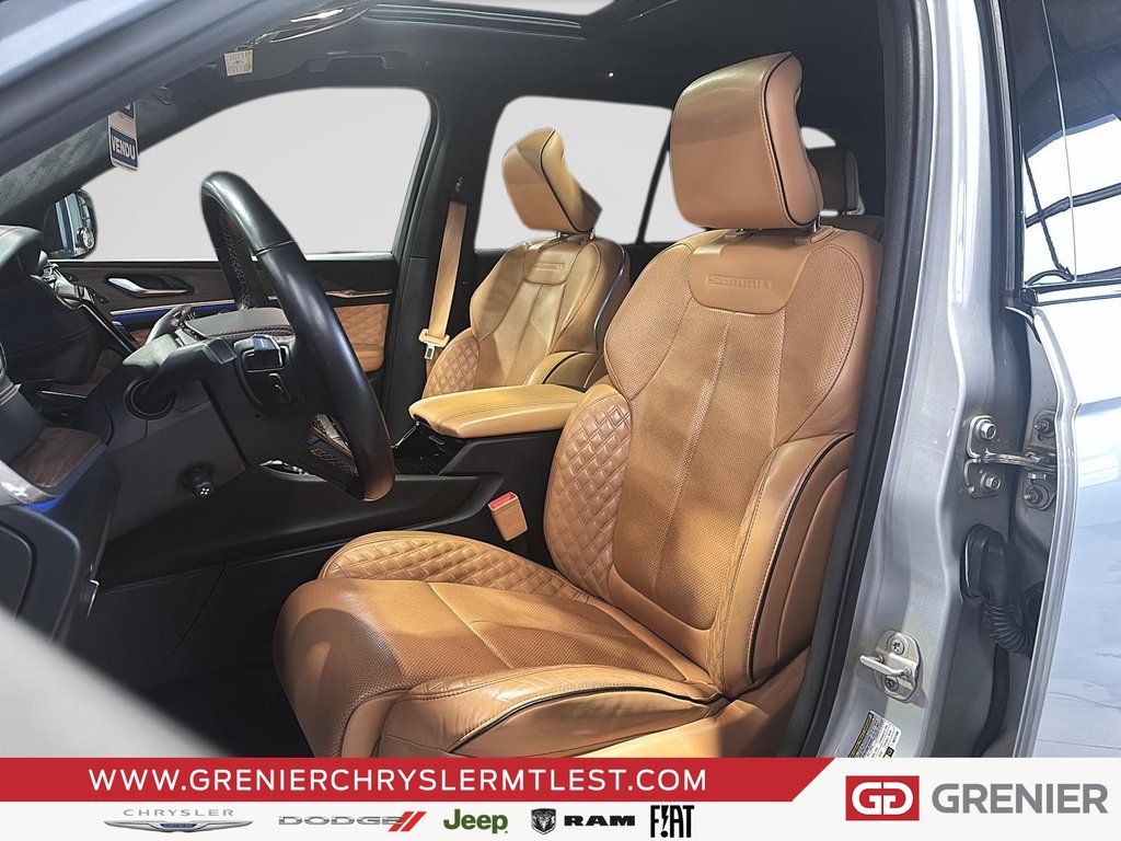 2023 Jeep Grand Cherokee SUMMIT + 4X4 + V6 3.6L + TOIT OUVRANT PANO in Pointe-Aux-Trembles, Quebec - 7 - w1024h768px