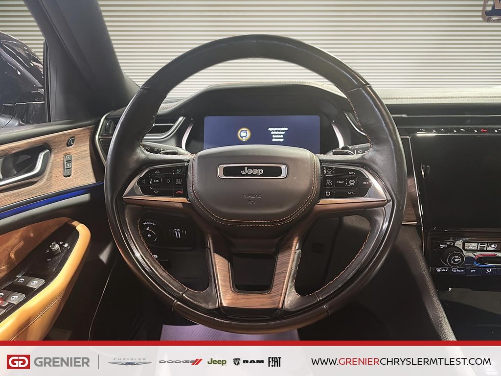 Jeep Grand Cherokee SUMMIT + 4X4 + V6 3.6L + TOIT OUVRANT PANO 2023 à Pointe-Aux-Trembles, Québec - 9 - w1024h768px