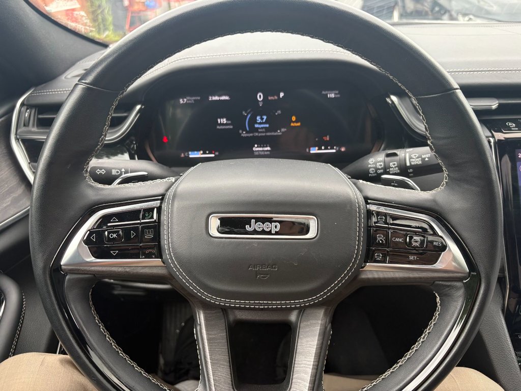 2023 Jeep Grand Cherokee Overland in Pointe-Aux-Trembles, Quebec - 9 - w1024h768px