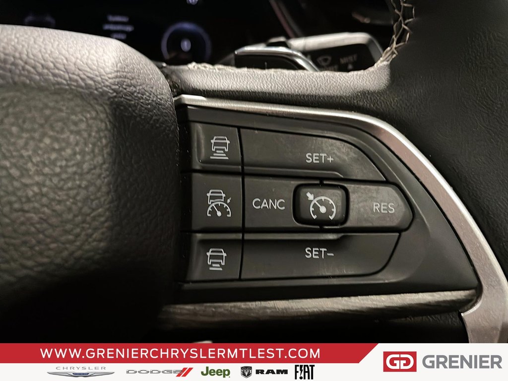 2024 Jeep Grand Cherokee LIMITED + 4X4 + ALLURE NOIRE in Pointe-Aux-Trembles, Quebec - 10 - w1024h768px