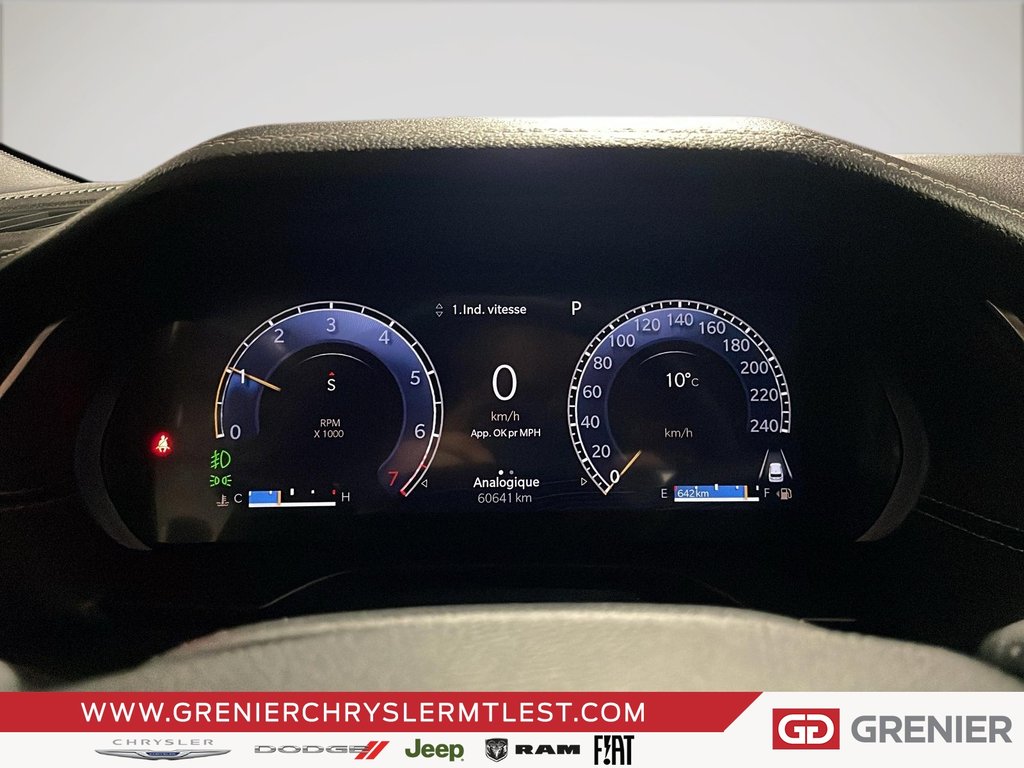 2024 Jeep Grand Cherokee LIMITED + 4X4 + ALLURE NOIRE in Pointe-Aux-Trembles, Quebec - 12 - w1024h768px