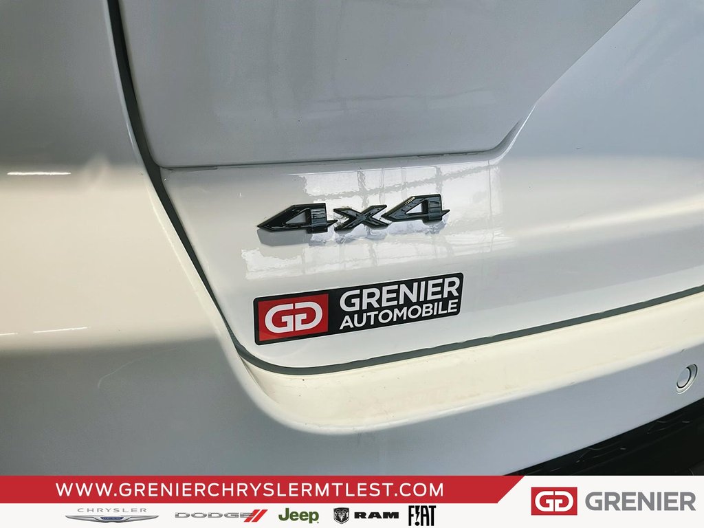 2024 Jeep Grand Cherokee LIMITED + 4X4 + ALLURE NOIRE+ TOIT OUVRANT PANO in Pointe-Aux-Trembles, Quebec - 4 - w1024h768px