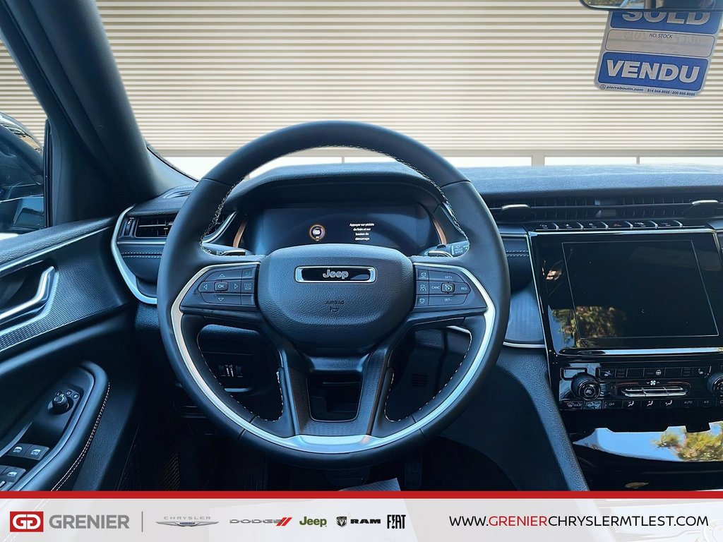 Jeep Grand Cherokee LAREDO ALTITUDE 2025 à Pointe-Aux-Trembles, Québec - 11 - w1024h768px