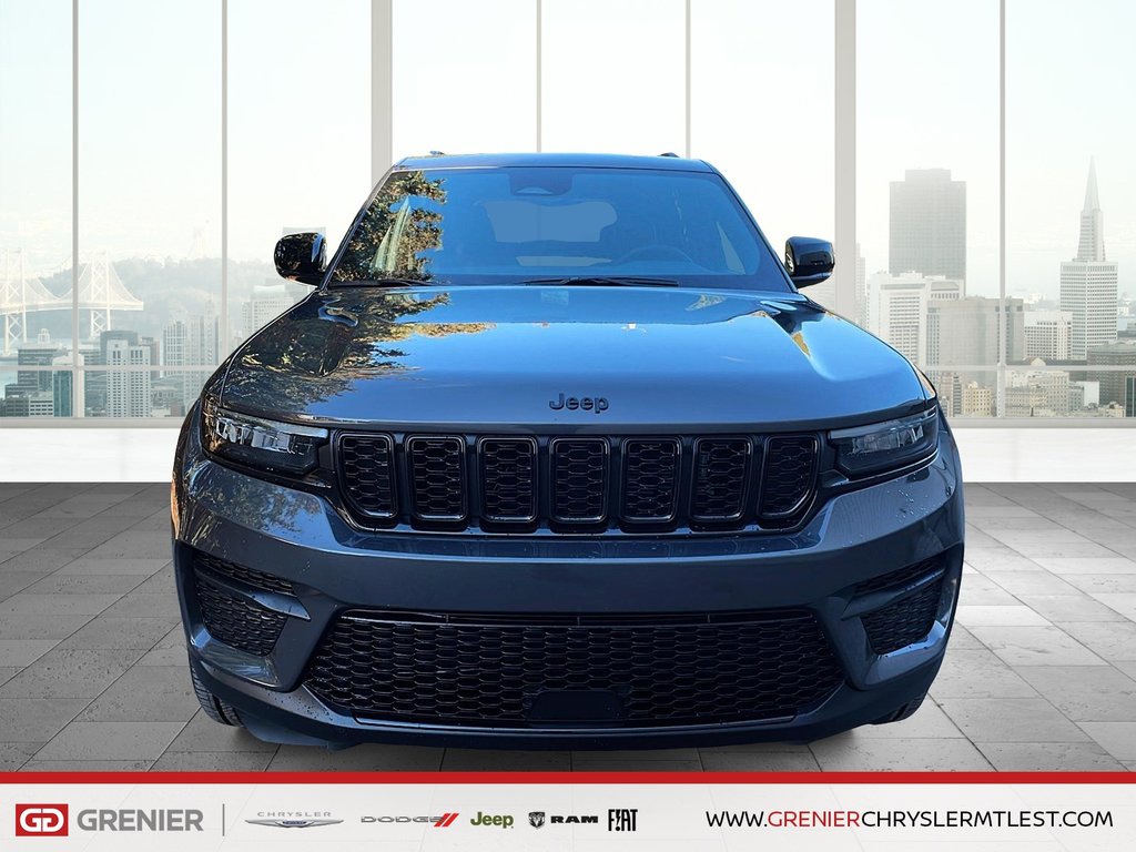 Jeep Grand Cherokee LAREDO ALTITUDE 2025 à Pointe-Aux-Trembles, Québec - 2 - w1024h768px