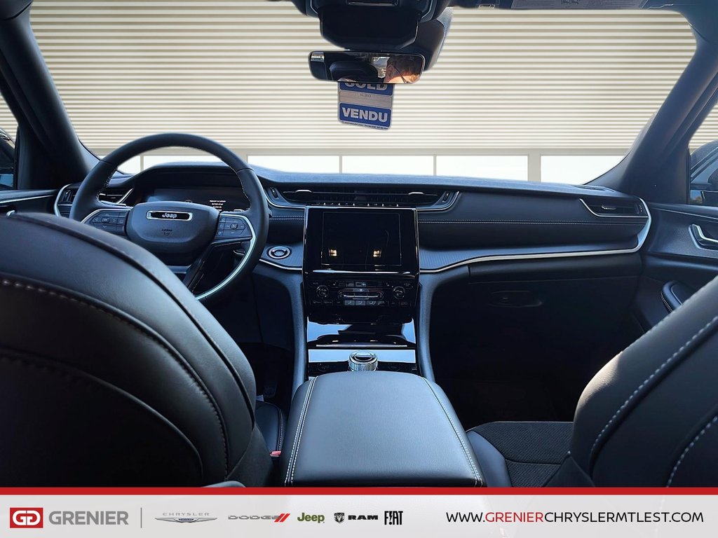 Jeep Grand Cherokee LAREDO ALTITUDE 2025 à Pointe-Aux-Trembles, Québec - 8 - w1024h768px