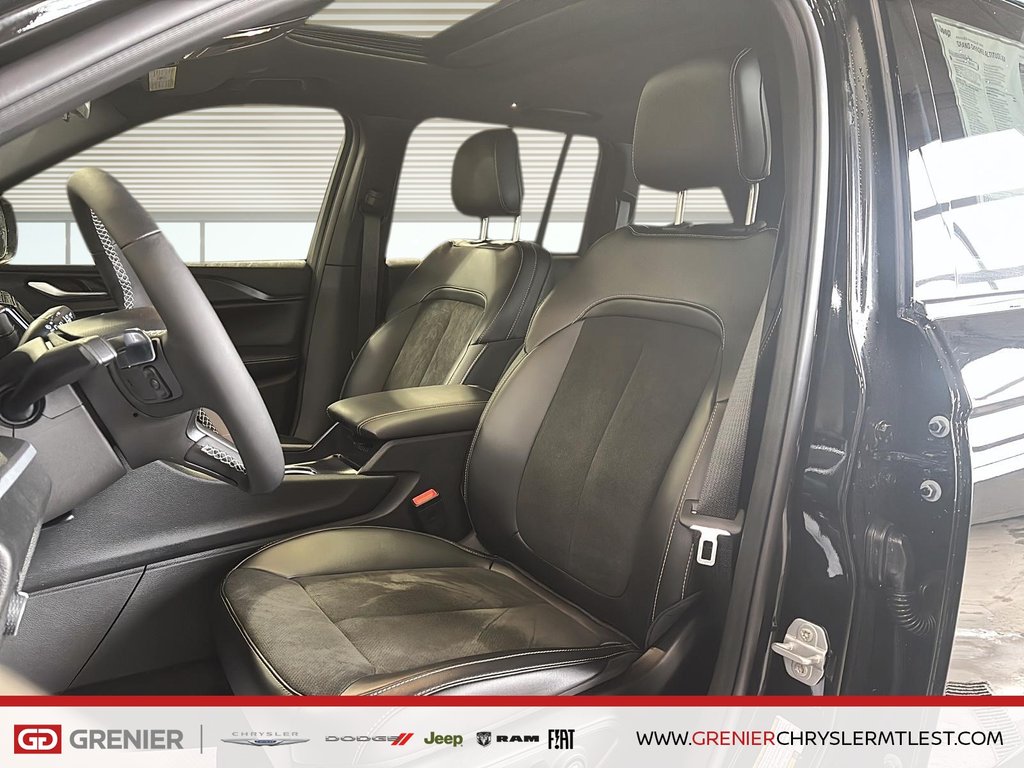 Jeep Grand Cherokee LAREDO ALTITUDE 2025 à Pointe-Aux-Trembles, Québec - 7 - w1024h768px