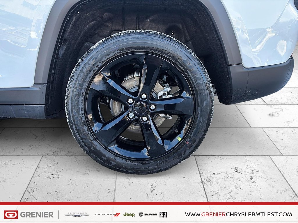 2025 Jeep Grand Cherokee LAREDO ALTITUDE in Pointe-Aux-Trembles, Quebec - 7 - w1024h768px