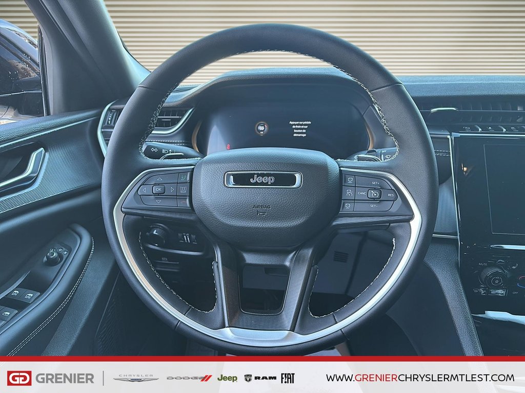 2025 Jeep Grand Cherokee LAREDO ALTITUDE in Pointe-Aux-Trembles, Quebec - 10 - w1024h768px