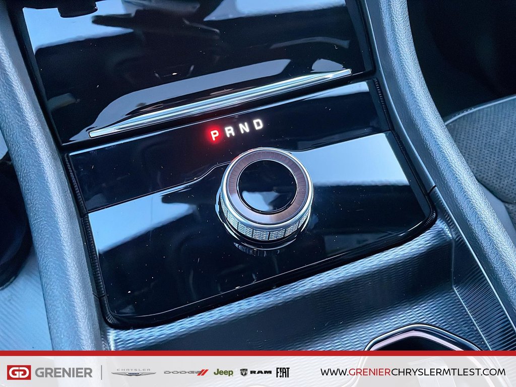 2025 Jeep Grand Cherokee LAREDO ALTITUDE in Pointe-Aux-Trembles, Quebec - 12 - w1024h768px