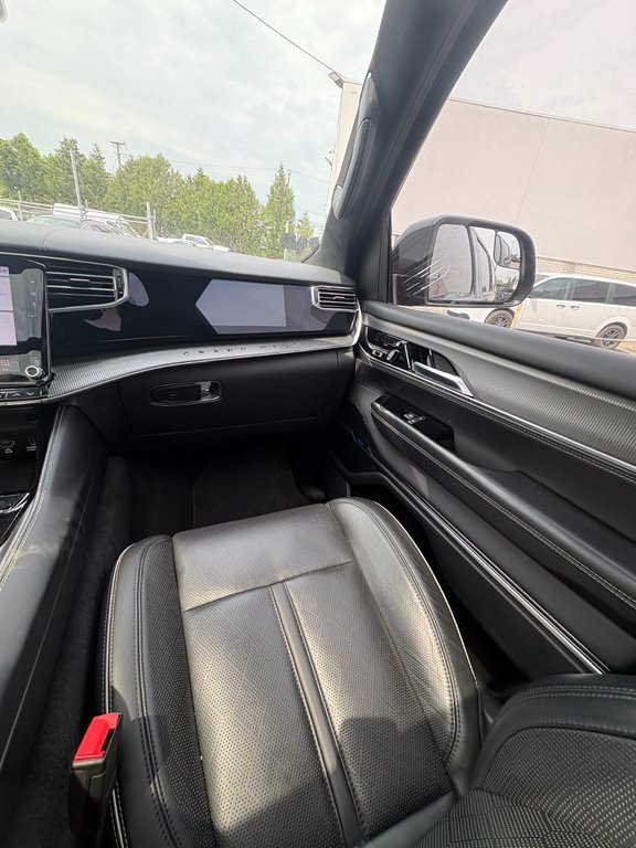 2023 Jeep Grand Wagoneer Series II Obsidian in Pointe-Aux-Trembles, Quebec - 9 - w1024h768px