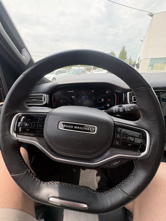 2023 Jeep Grand Wagoneer Series II Obsidian in Pointe-Aux-Trembles, Quebec - 7 - w1024h768px