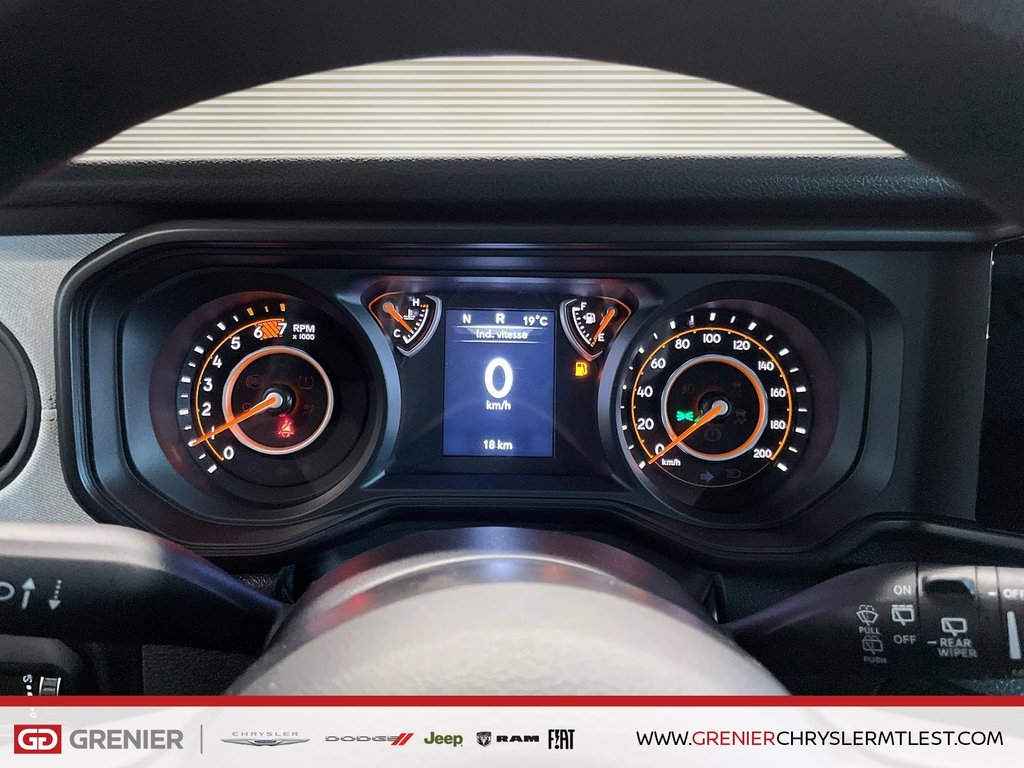 2024 Jeep WRANGLER 4-Door SPORT in Pointe-Aux-Trembles, Quebec - 22 - w1024h768px