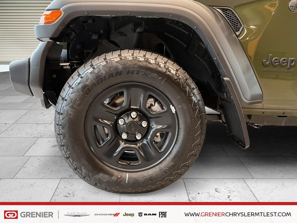 2024 Jeep WRANGLER 4-Door SPORT in Pointe-Aux-Trembles, Quebec - 5 - w1024h768px