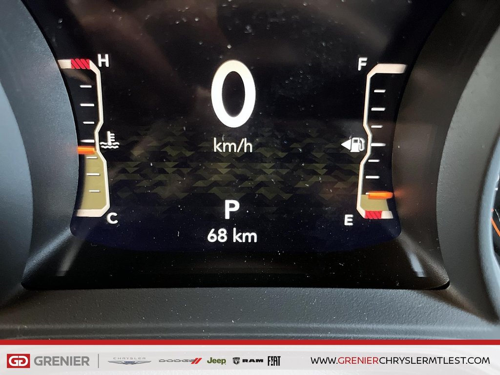 Jeep WRANGLER 4-Door SAHARA 2024 à Pointe-Aux-Trembles, Québec - 12 - w1024h768px