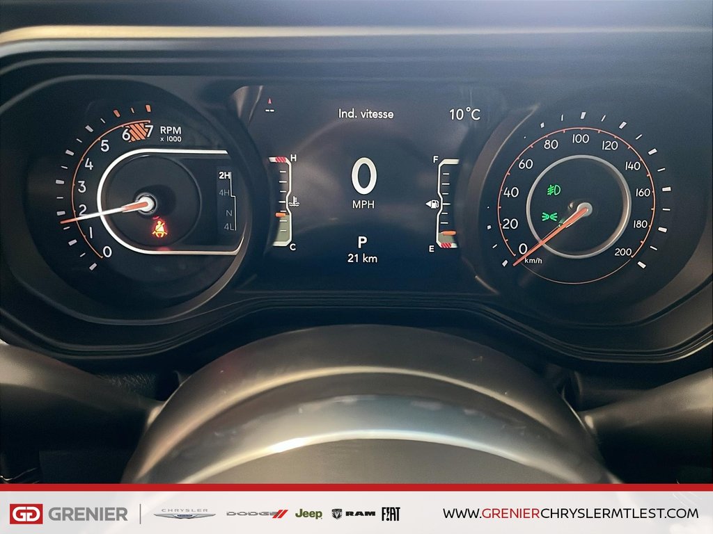 Jeep WRANGLER 4-Door SAHARA 2025 à Pointe-Aux-Trembles, Québec - 13 - w1024h768px