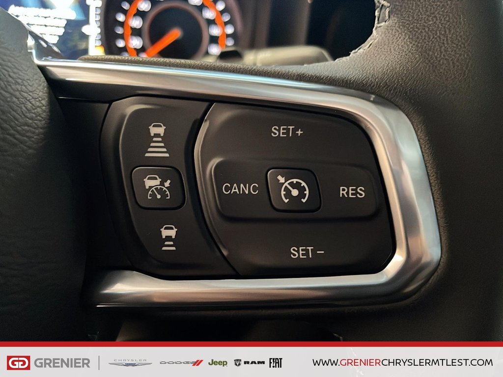 Jeep WRANGLER 4-Door SAHARA 2025 à Pointe-Aux-Trembles, Québec - 11 - w1024h768px