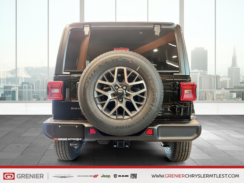 Jeep WRANGLER 4-Door SAHARA 2025 à Pointe-Aux-Trembles, Québec - 3 - w1024h768px
