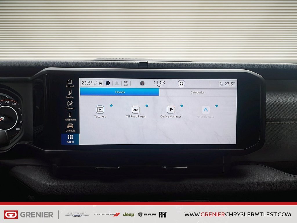 Jeep Wrangler 4-Door WILLYS 2026 à Pointe-Aux-Trembles, Québec - 15 - w1024h768px