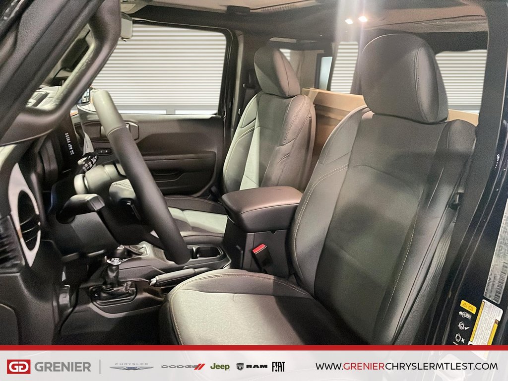 2026 Jeep Wrangler 4-Door WILLYS in Pointe-Aux-Trembles, Quebec - 8 - w1024h768px