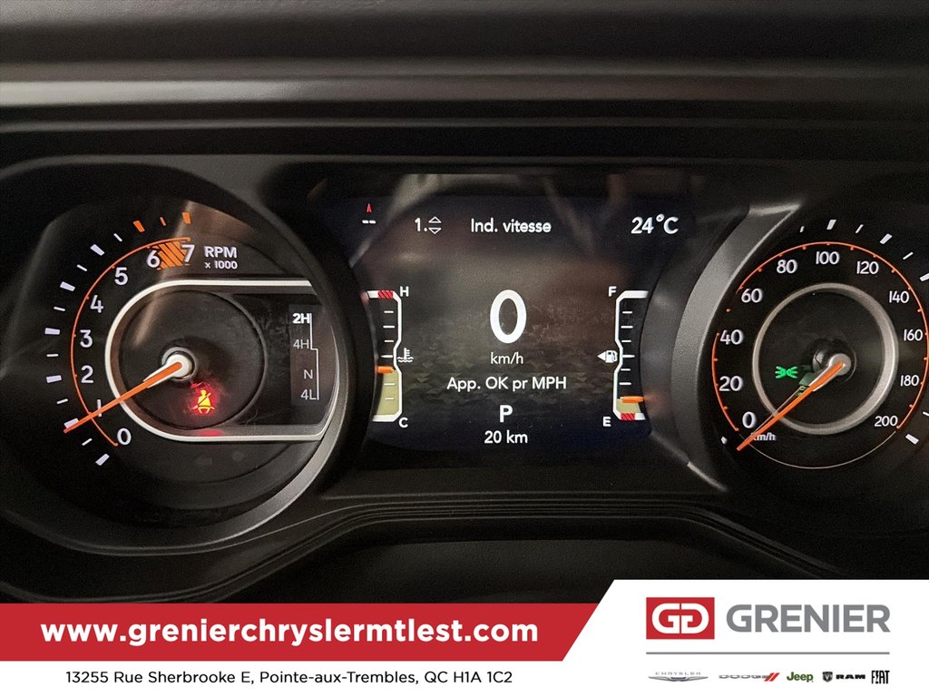 Jeep Wrangler 4-Door SAHARA 2026 à Pointe-Aux-Trembles, Québec - 24 - w1024h768px