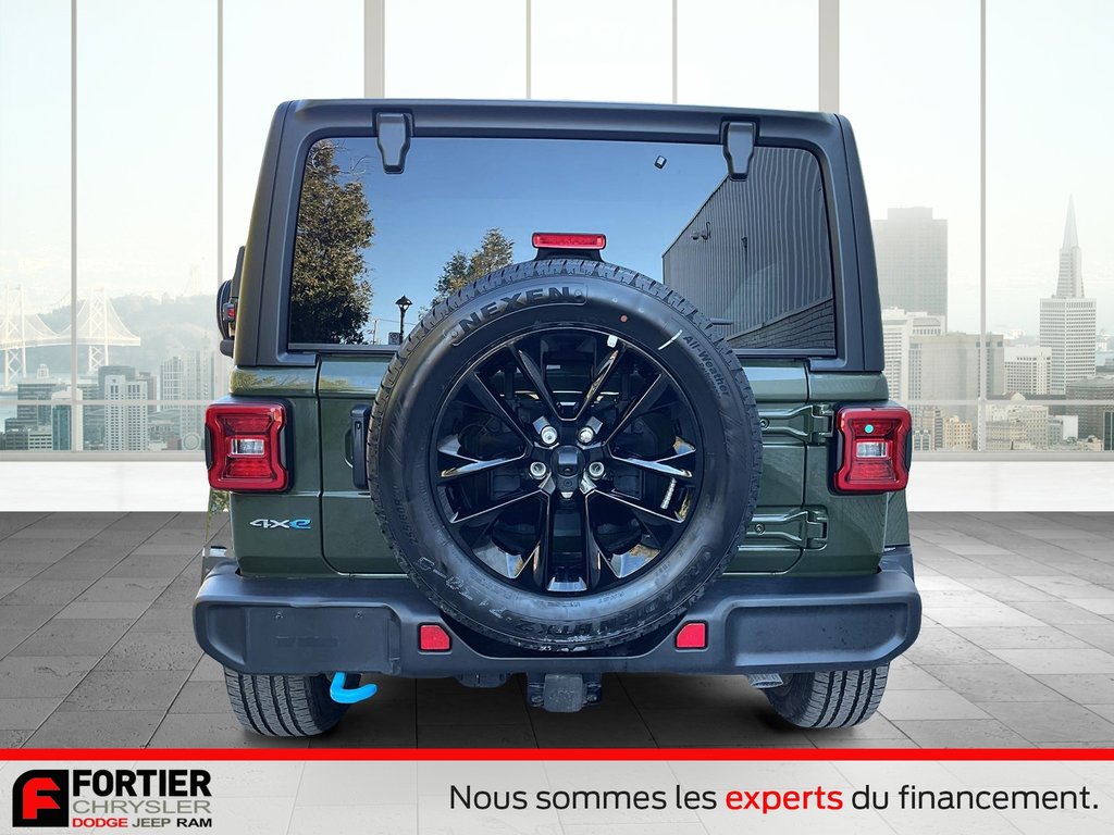 Jeep Wrangler 4xe Sahara 2024 à Pointe-Aux-Trembles, Québec - 4 - w1024h768px