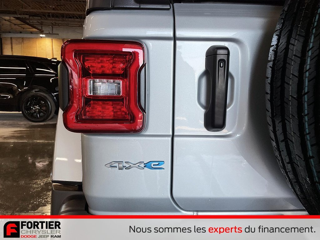 Jeep Wrangler 4xe SAHARA 2024 à Pointe-Aux-Trembles, Québec - 4 - w1024h768px