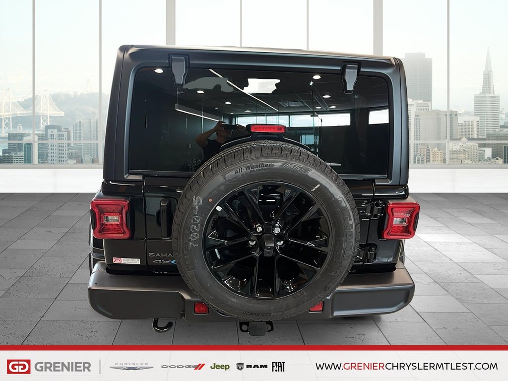 2025 Jeep WRANGLER 4XE SAHARA in Pointe-Aux-Trembles, Quebec - 3 - w1024h768px