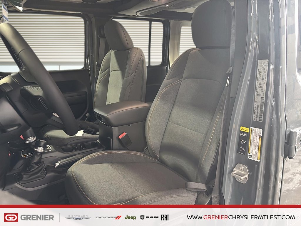 Jeep Wrangler 4XE WILLYS 2025 à Pointe-Aux-Trembles, Québec - 8 - w1024h768px