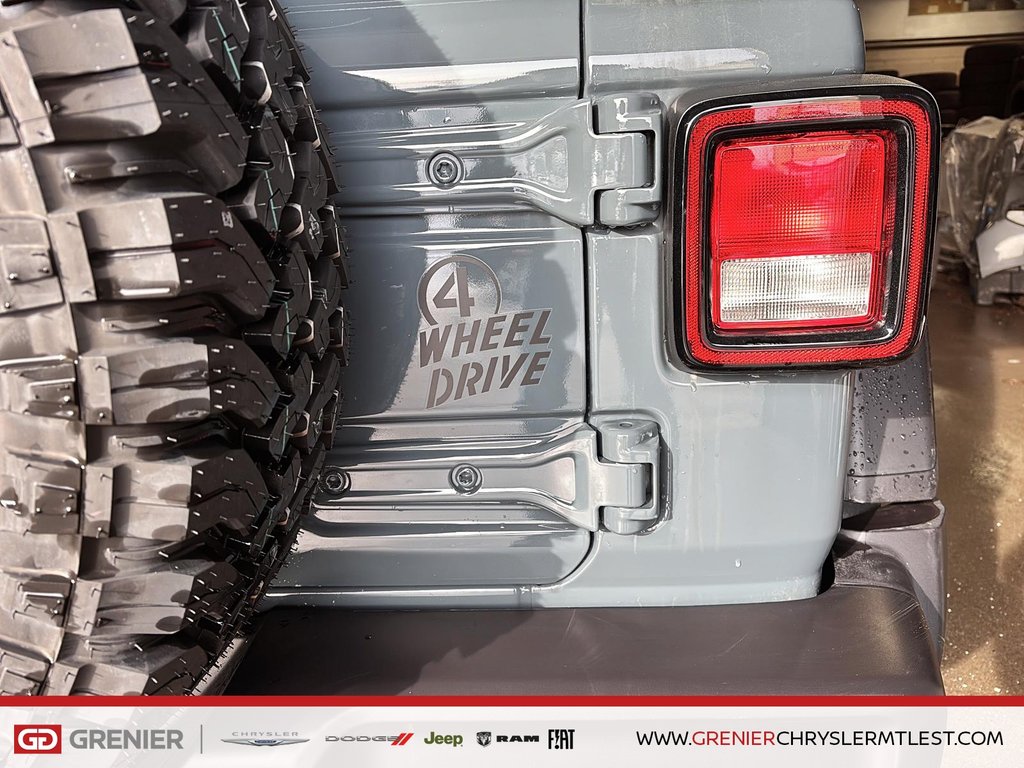 Jeep Wrangler 4XE WILLYS 2025 à Pointe-Aux-Trembles, Québec - 4 - w1024h768px
