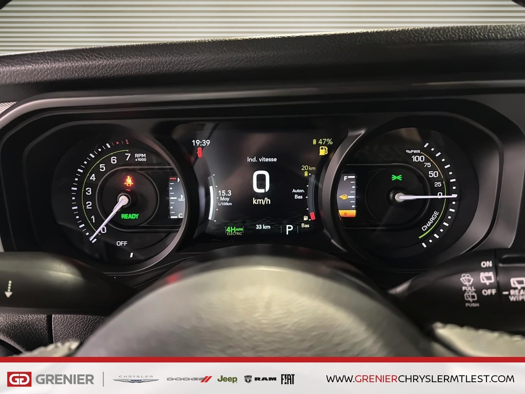 Jeep Wrangler 4XE WILLYS 2025 à Pointe-Aux-Trembles, Québec - 13 - w1024h768px