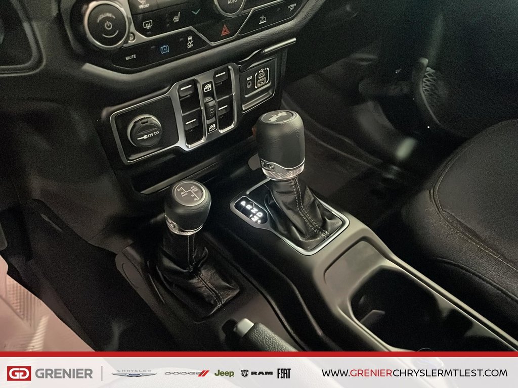2025 Jeep Wrangler 4xe SPORT S in Pointe-Aux-Trembles, Quebec - 14 - w1024h768px