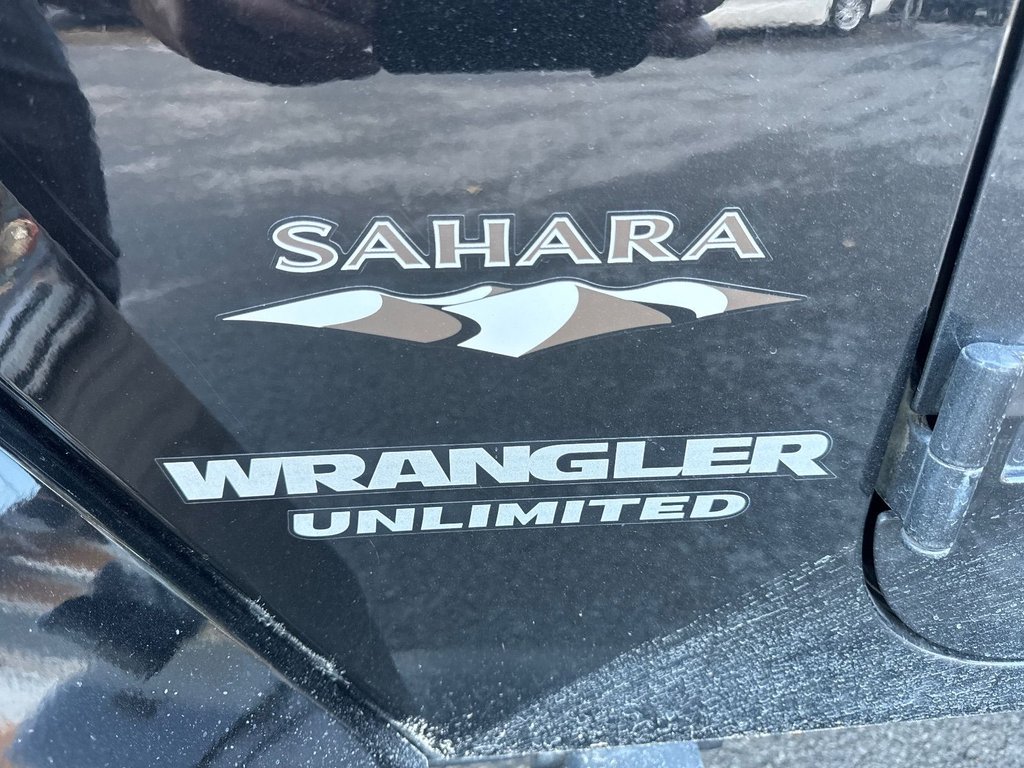 Jeep Wrangler Unlimited Sahara 2017 à Pointe-Aux-Trembles, Québec - 13 - w1024h768px