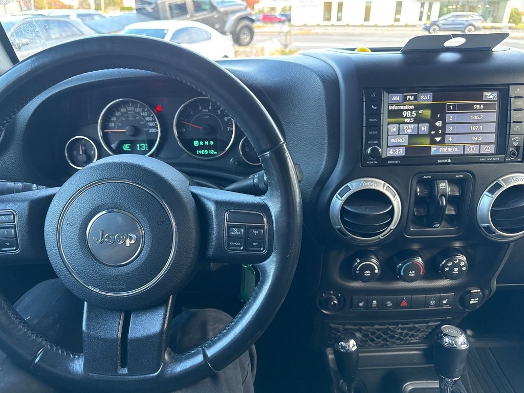 Jeep Wrangler Unlimited Sahara 2017 à Pointe-Aux-Trembles, Québec - 7 - w1024h768px
