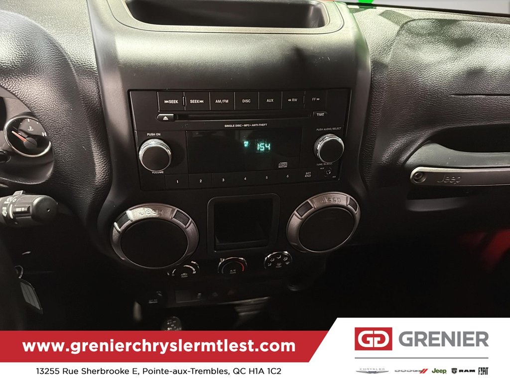 2015 Jeep Wrangler Sport in Pointe-Aux-Trembles, Quebec - 16 - w1024h768px