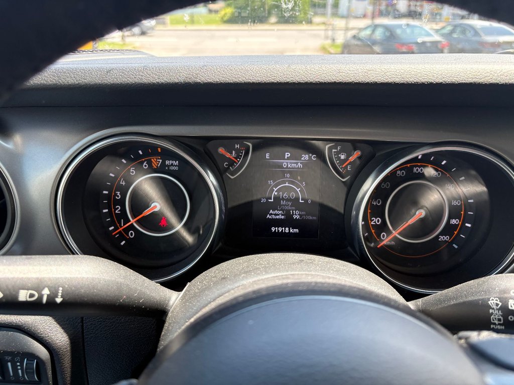 Jeep Wrangler Sport S 2019 à Pointe-Aux-Trembles, Québec - 6 - w1024h768px