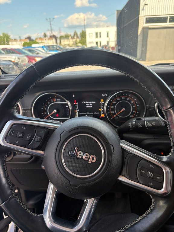 Jeep Wrangler UNLIMITED SAHARA CUIR FULL 2021 à Pointe-Aux-Trembles, Québec - 10 - w1024h768px